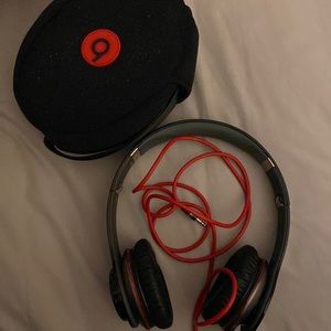 Beats by dre corded headphones